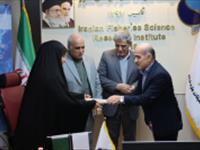 کسب عنوان برتر کتاب 