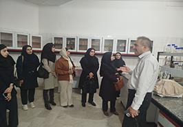 بازدید دانشجویان و اساتید بنیاد نخبگان هرمزگان از ظرفیت‌های پژوهشی اکولوژی خلیج فارس و دریای عمان